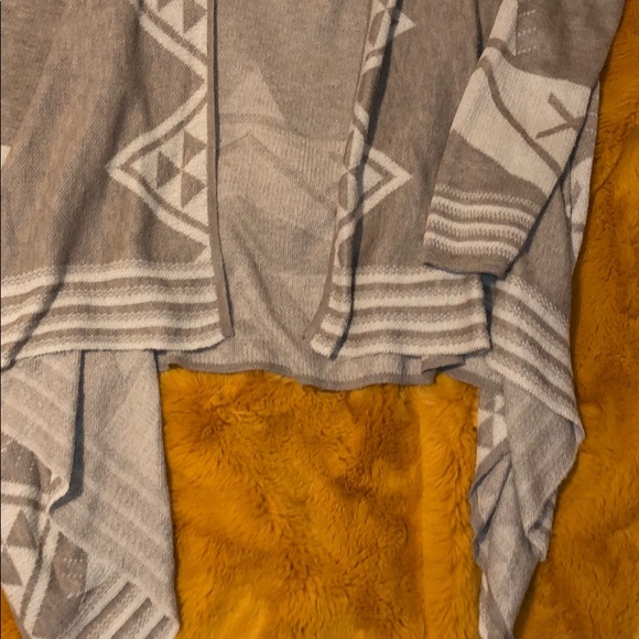 Bajee Collection Aztec Drapey Cardigan SZ S/M - Picture 2 of 5